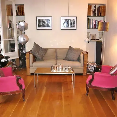 Bed & Breakfast B&B Batignolles *
