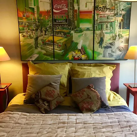 B&B Batignolles * Paris
